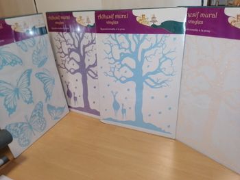 Adhésif mural vinyles neuf arbres ou papillons