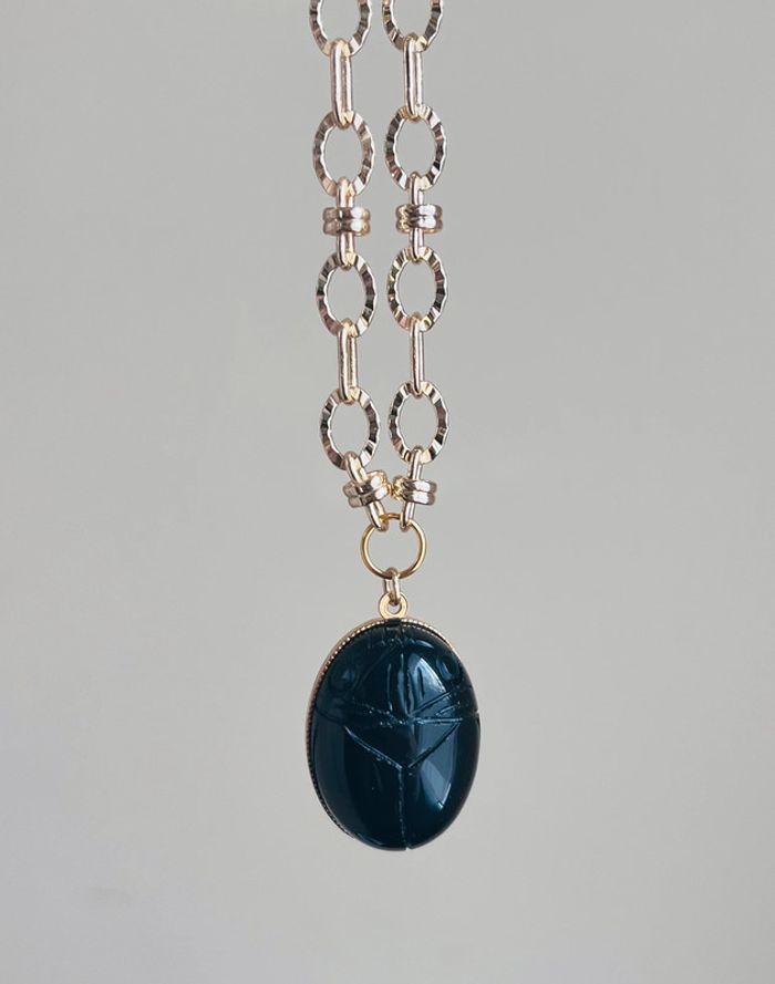 Sautoir amulette scarabée Onyx noir - photo numéro 4