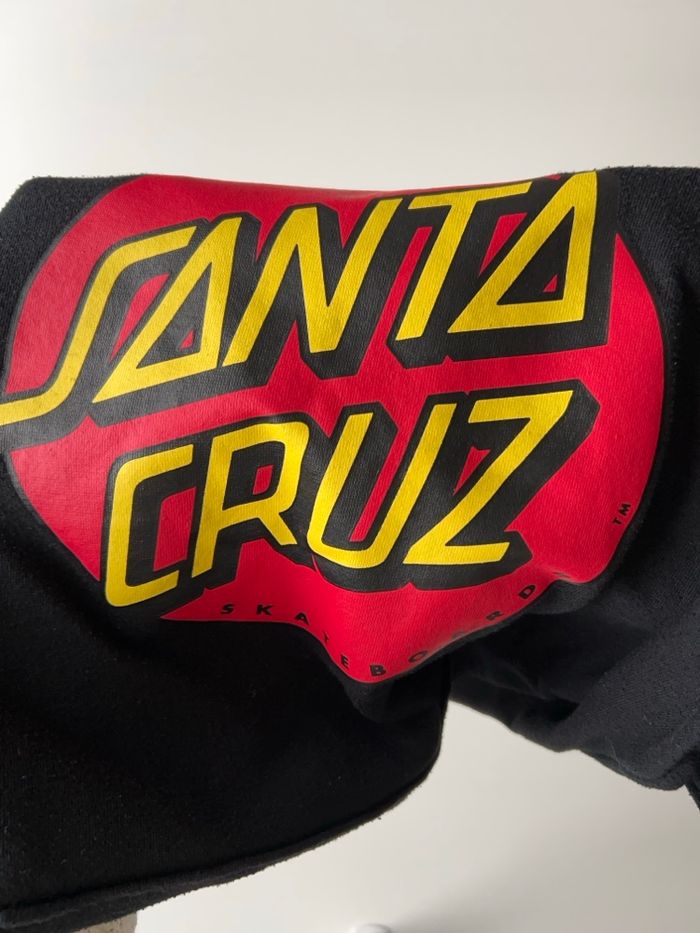 Sweat capuche Santa Cruz - Noir - Taille S - Très bon état - photo numéro 2