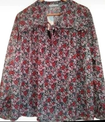 Blouse chemisier neuve fleurie rouge rose noire doublée  taille unique jusqu'au  48