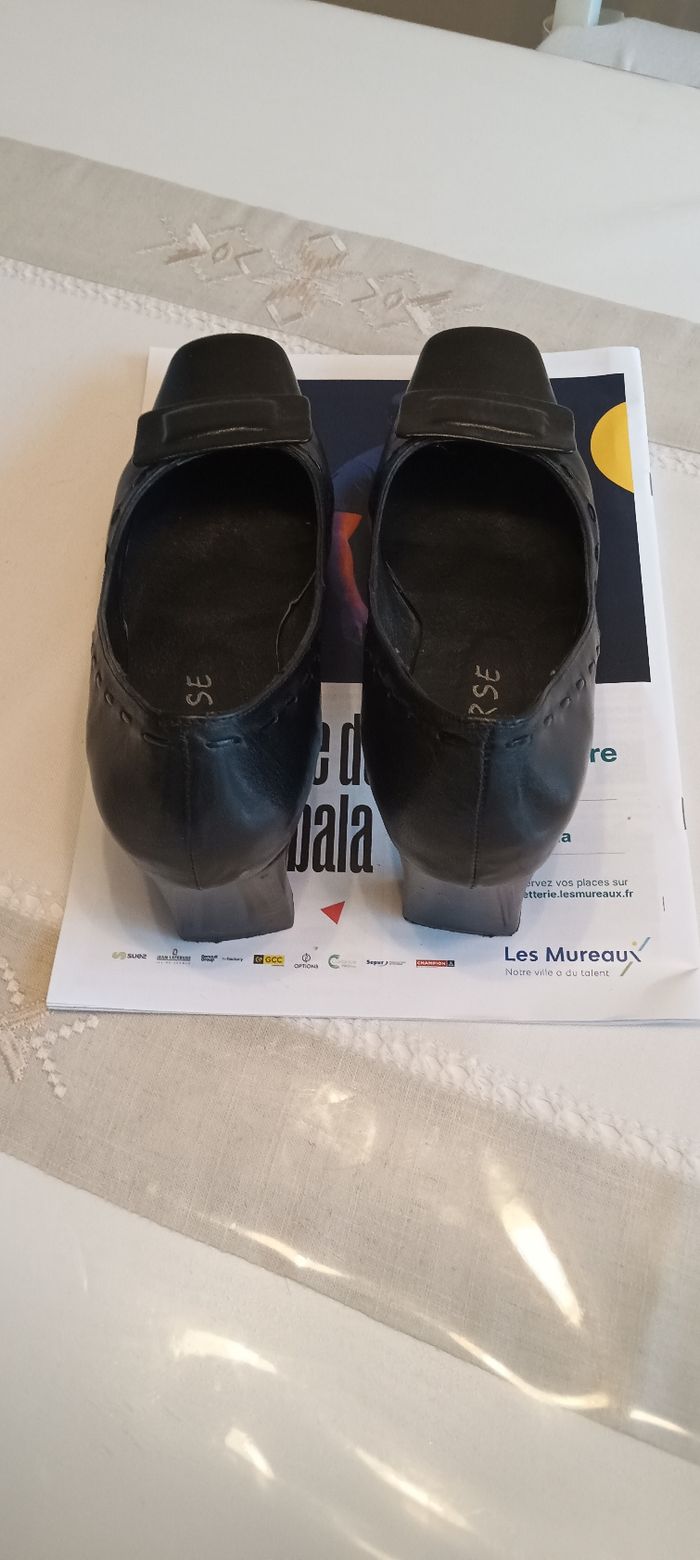 Chaussures neuves - photo numéro 9