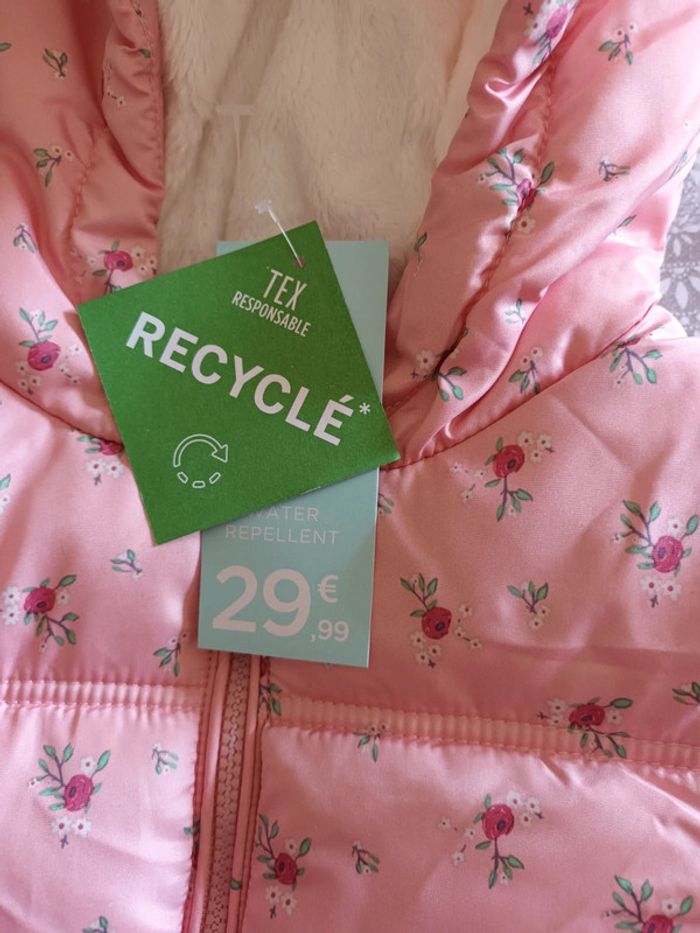 Combinaison toute neuve fille - photo numéro 2