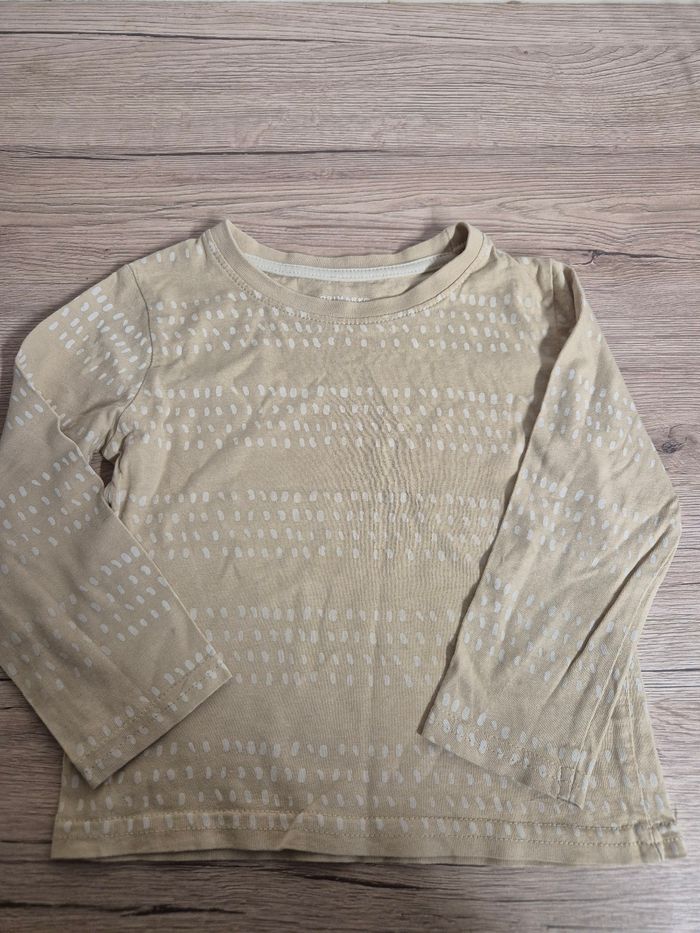 T-shirt taille 18 mois primark - photo numéro 4