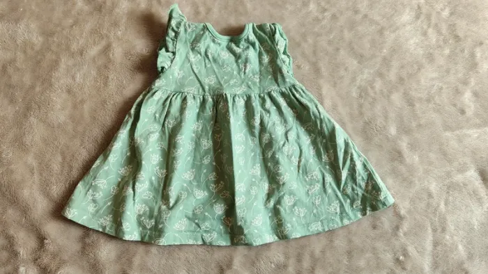 Robe 1 mois - photo numéro 2