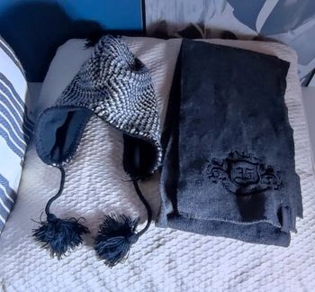 Ensemble bonnet + écharpe