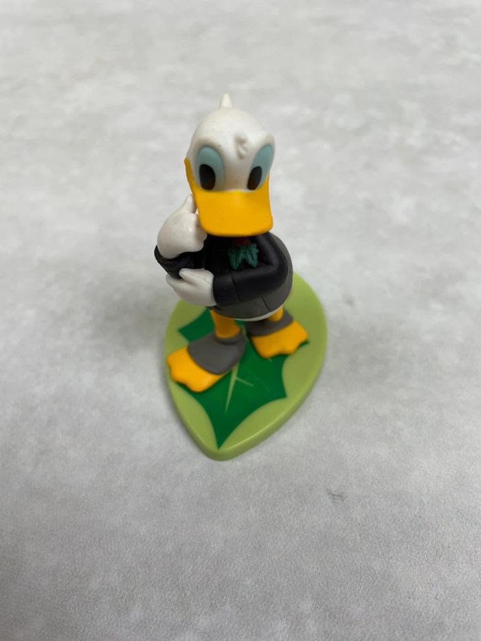 Figurine gatchapon japon Disney Donald de noël - photo numéro 4