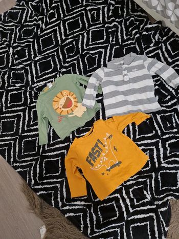 Lot 2 tee shirt manche longue 12 mois et 1 polo