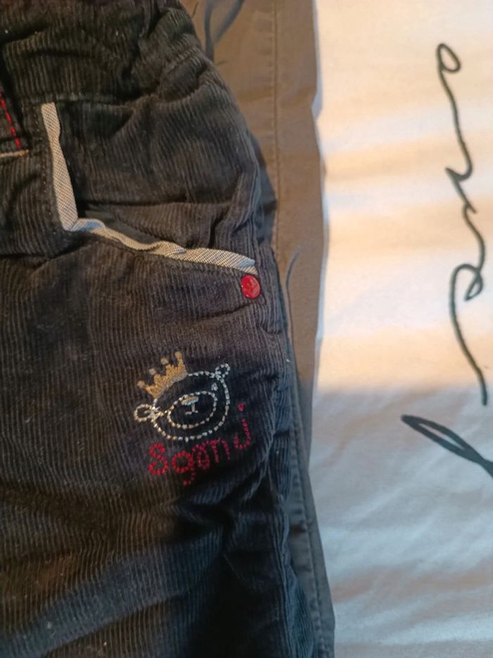 Lot 2 pantalon 9 mois - photo numéro 2
