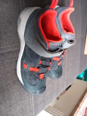 Chaussures de marche enfant