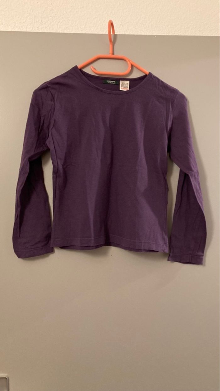 Lot de 5 T-shirts 12 ans (qui taille plutôt 10 ans) 4 manches longues et 1 manches courtes) - photo numéro 4