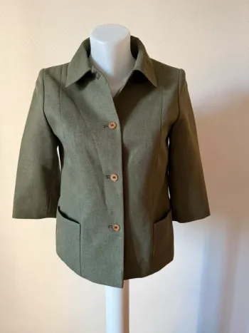 Chemisier vintage vert kaki en très bon état taille 38 pure et simple