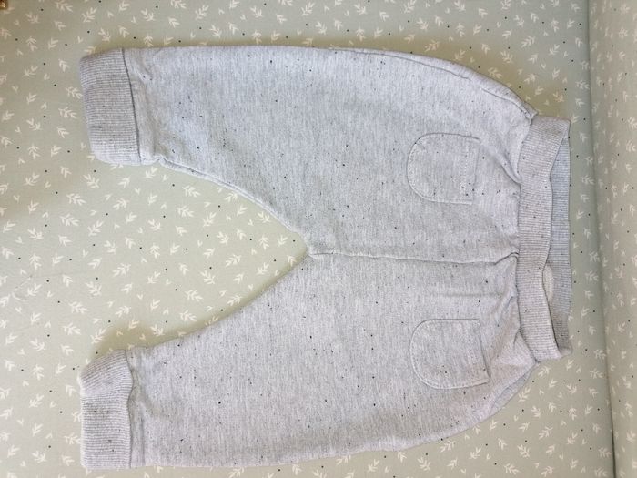 Pantalon de jogging forme Sarouel marque Vertbaudet taille 18 mois - photo numéro 2