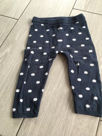 Pantalon bleu à pois