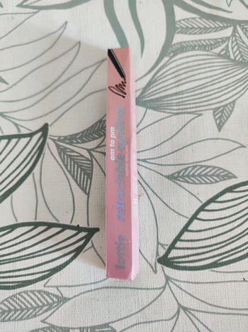Lottie rectractable eyeliner espresso 1,1g à utiliser 6 mois après ouverture