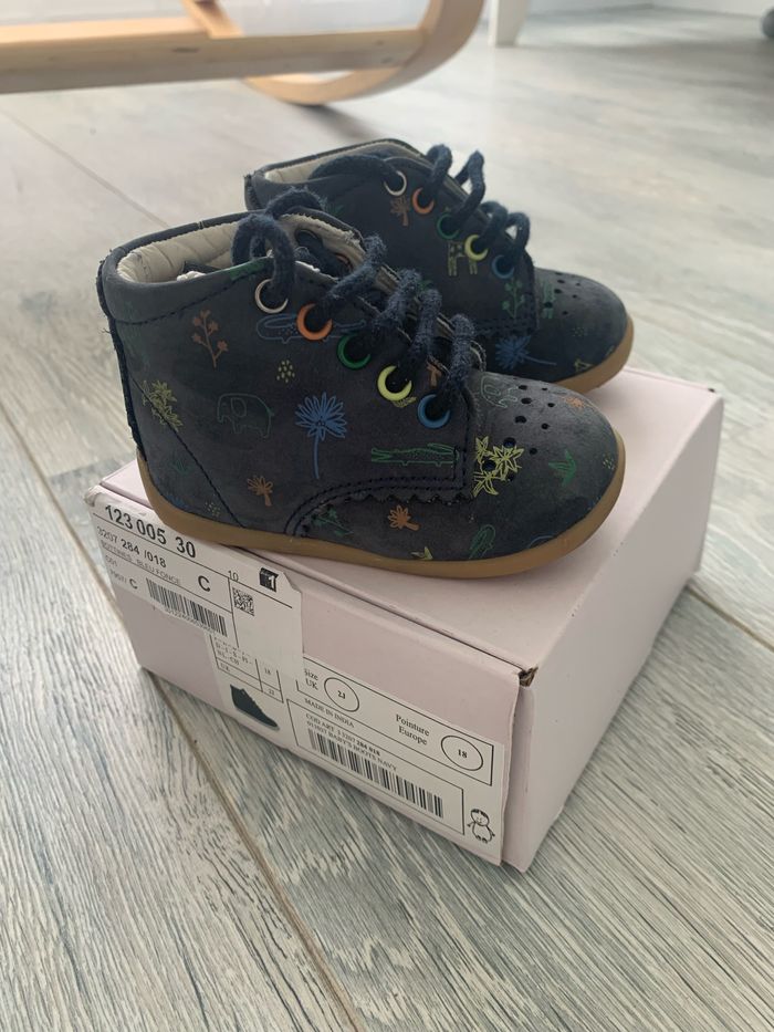 Bottines de marche Vertbaudet pointure 18 - photo numéro 2