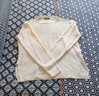 Pull en laine couleur crème