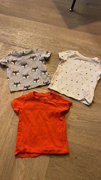 Tee shirts bebe neufs