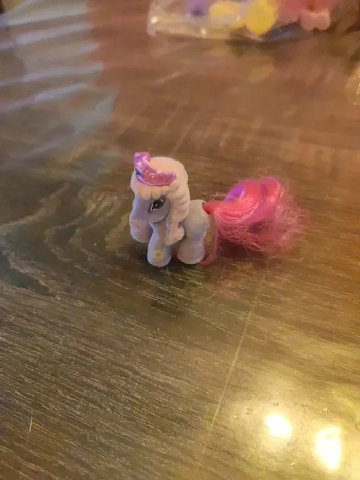Figurines Filly Royale Swarovski (lot 10) - photo numéro 6