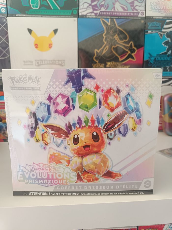 Etb coffret Pokémon ev8.5 Évolutions prismatiques neufs scellé fr