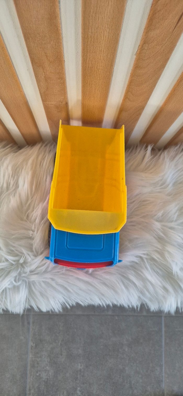 Camion wader bleu, rouge et jaune - photo numéro 5