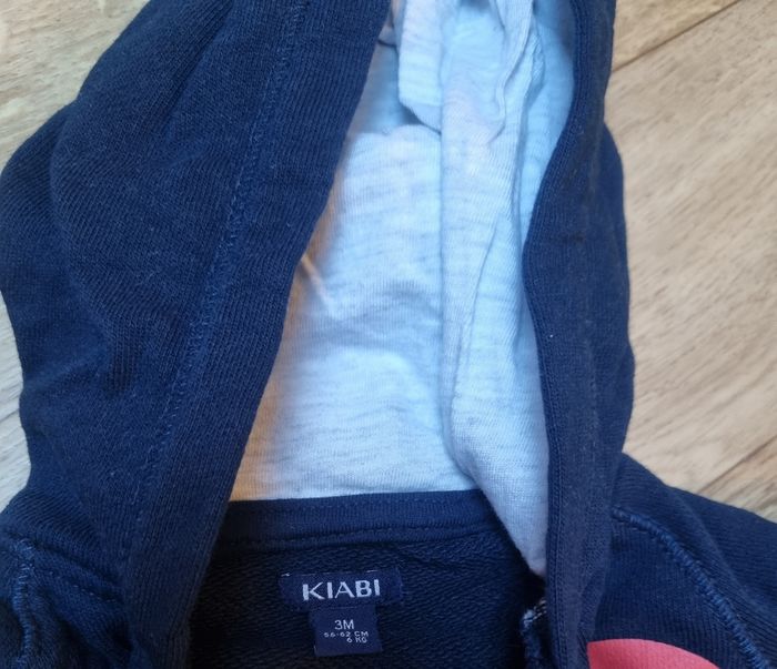 sweat à capuche garçon bleu marine kiabi taille 3 mois - photo numéro 2