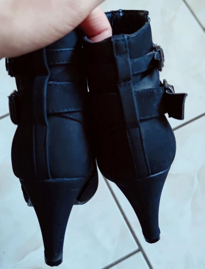 Bottines noires - photo numéro 6