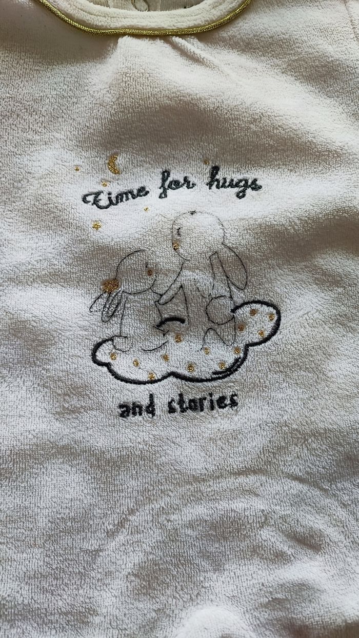 Pyjama chaud blanc or lapin Kiabi 1 mois - photo numéro 3