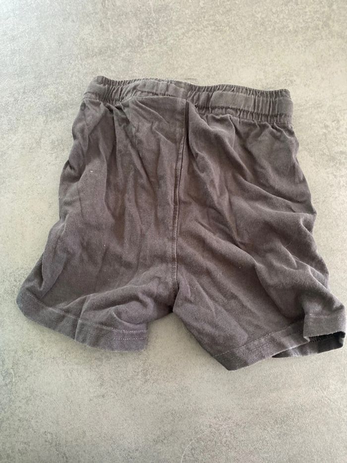 Short Kiabi - photo numéro 3