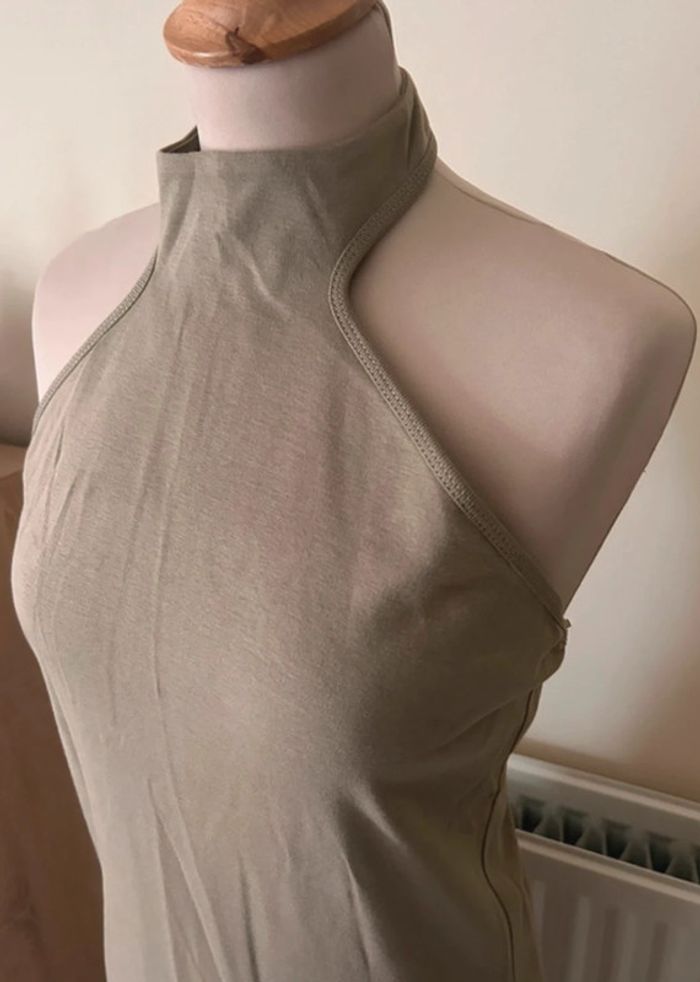 Robe d’été, dos nu, kaki, Stradivarius - photo numéro 3