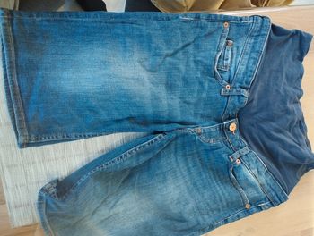 Short maternité