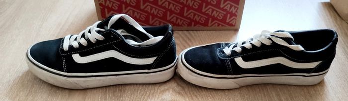 Baskets Vans 35 en bon état - photo numéro 6