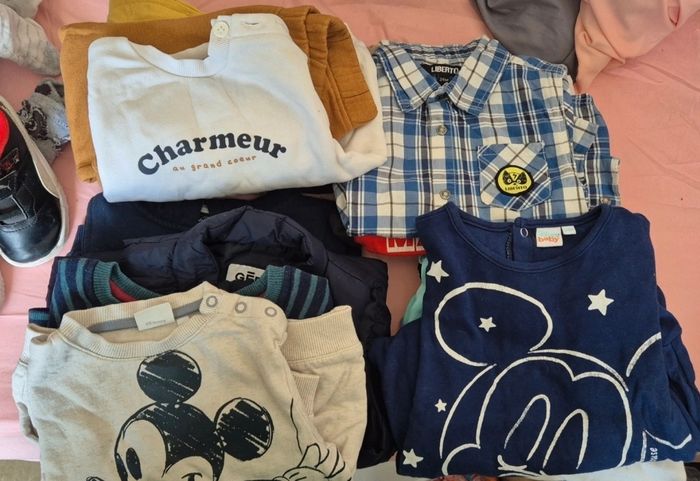 Lot de 19 vetements