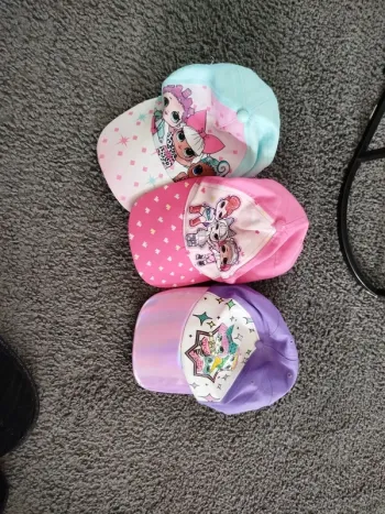 Lot de casquettes lol taille 52 cm