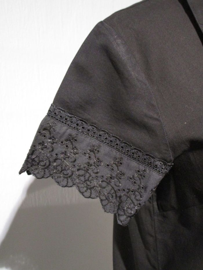Chemise courte noire dentelle Jac Jac 40 NEUVE - photo numéro 3