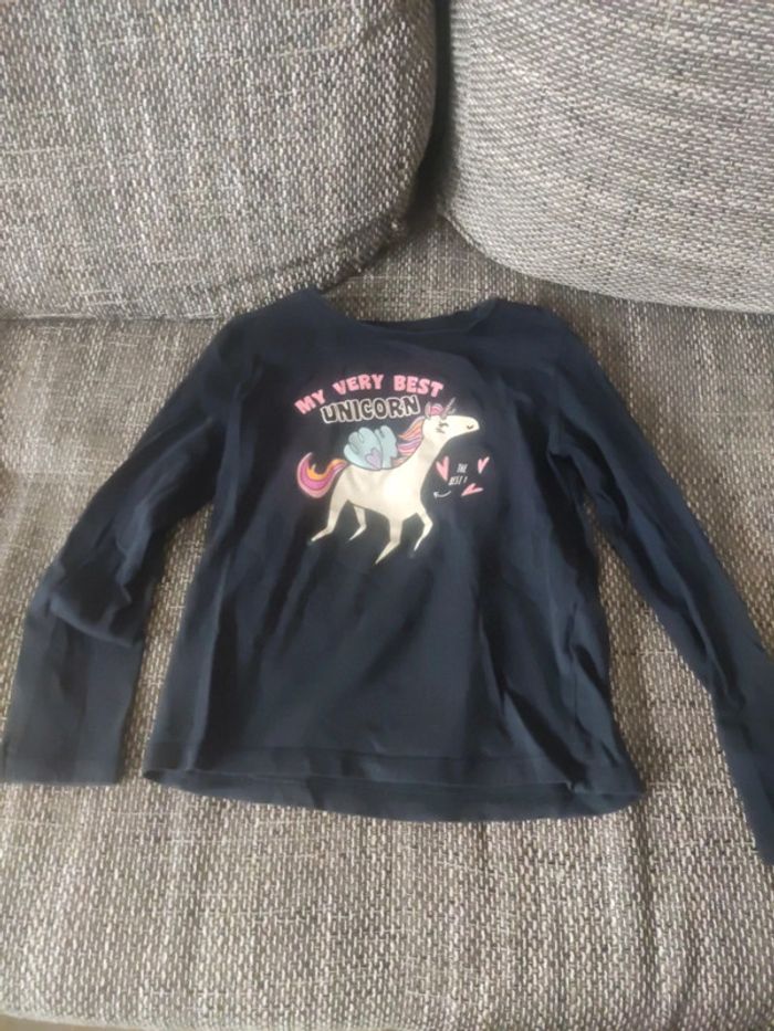 Tee shirt manches longues taille 8 ans