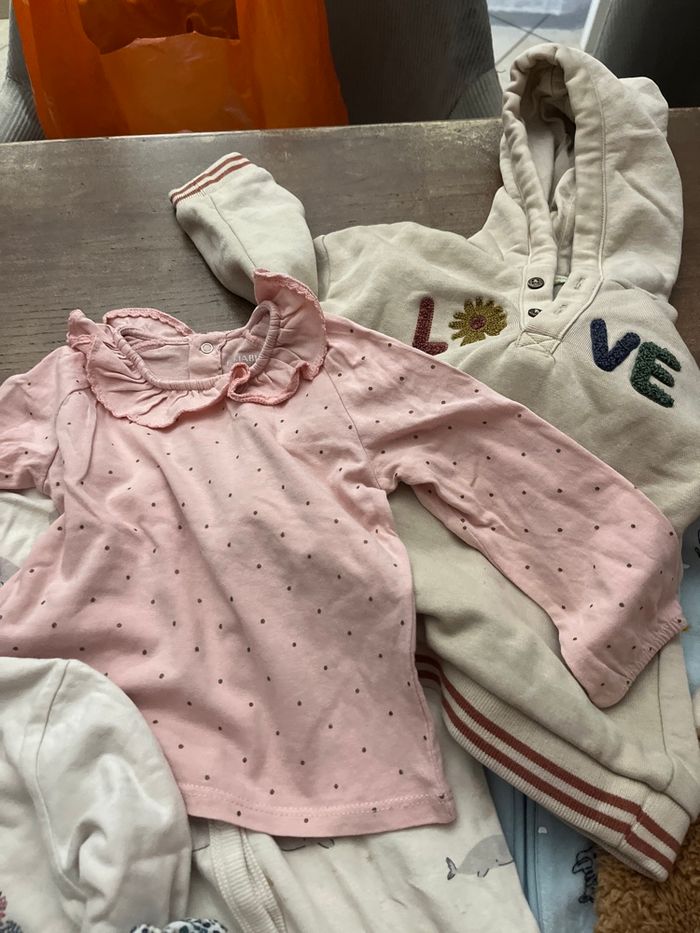 Lot vêtements bb fille 18 mois - photo numéro 3