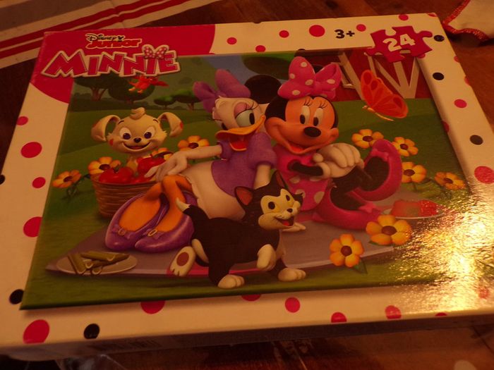 Puzzle Disney Minnie 24 pieces complet 3+