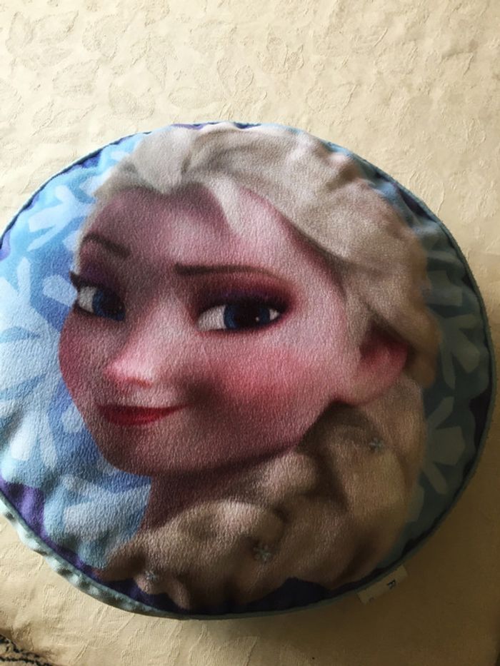 Coussin Rond Reine des Neiges