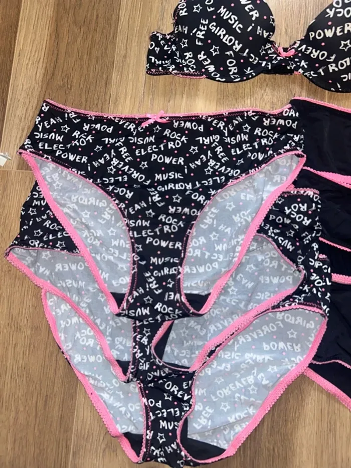Lot de sous vêtements adolescente - photo numéro 3