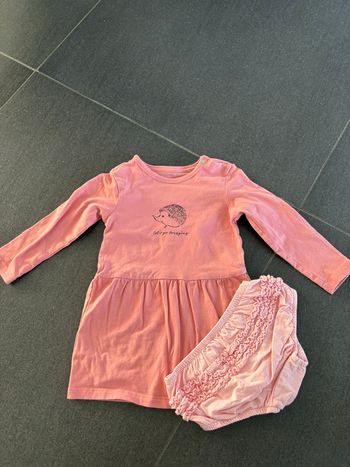 Robe et short taille 80cm