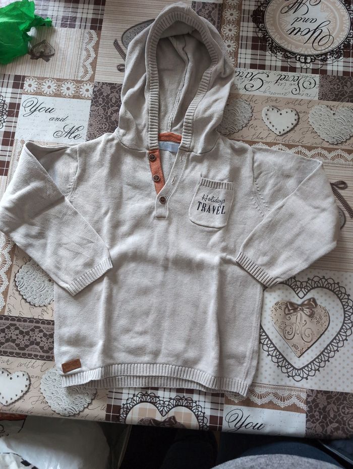 Pull 24 mois garçon