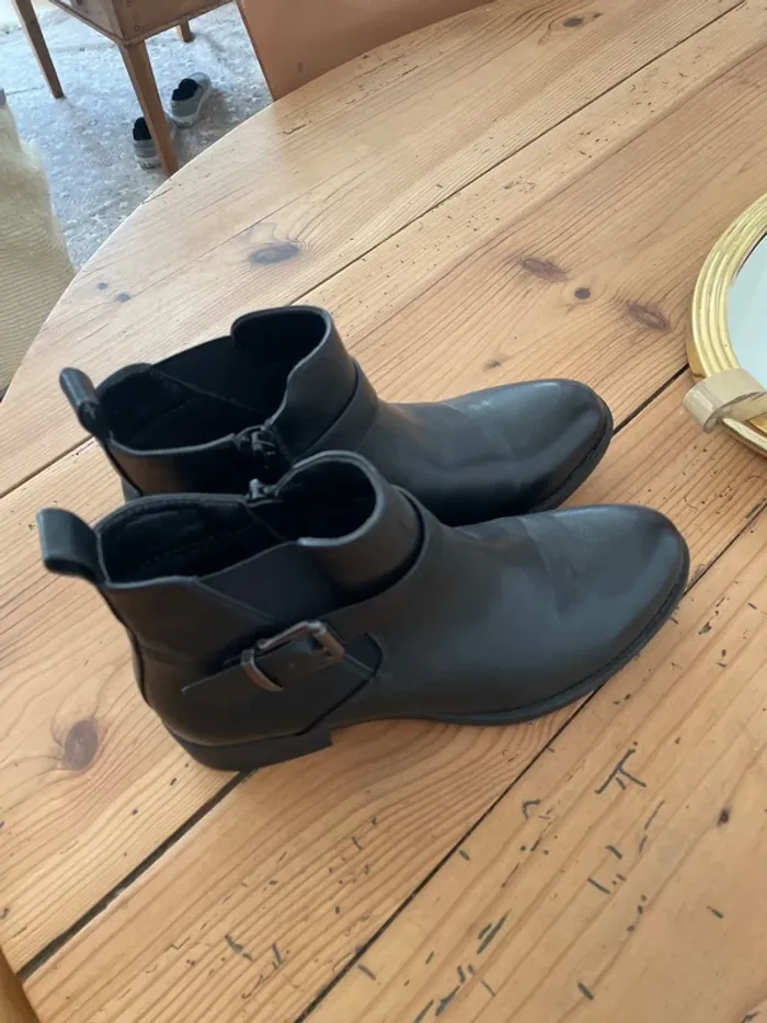 Bottines noires avec boucle - photo numéro 4