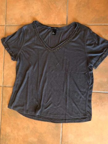 Tee  shirt  H&M  (M)  très bon état