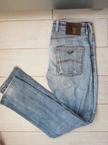 Jean armani taille 40