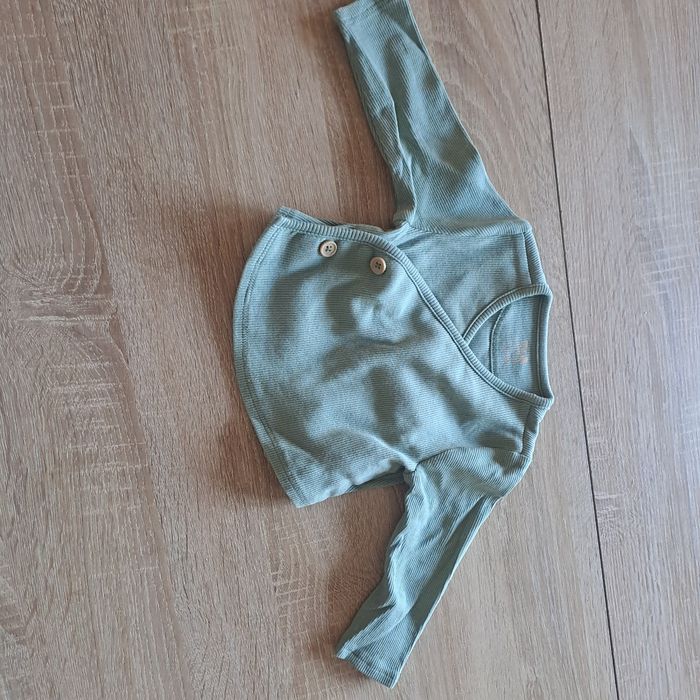 Lot de vêtements du 1 mois au 3 mois - photo numéro 10