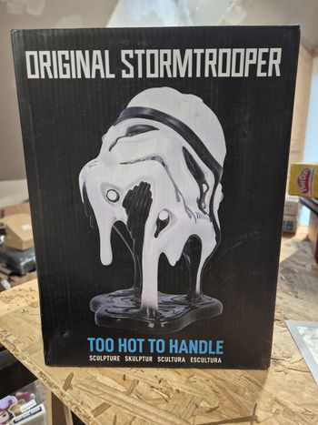  Figurine sculture star wars  original stormtrooper nemesis neuve