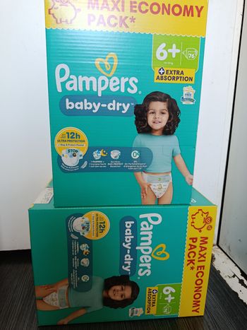 Lot de 2 cartons de Couche Pampers taille 6+