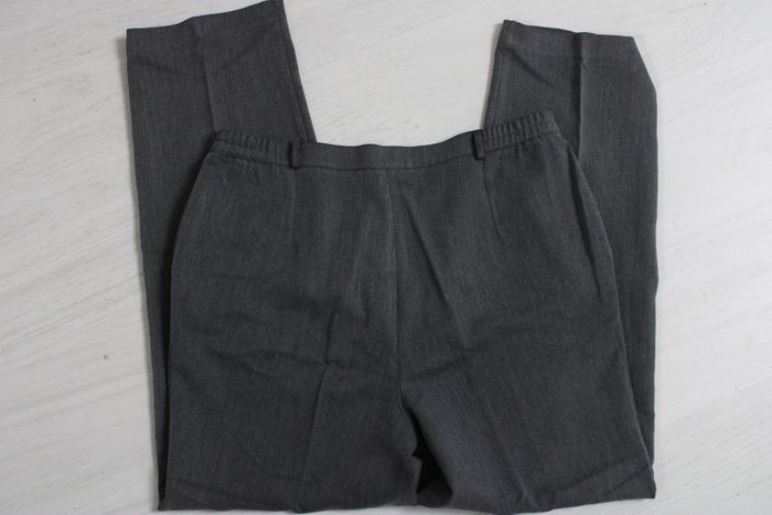 Pantalon droit gris - photo numéro 6