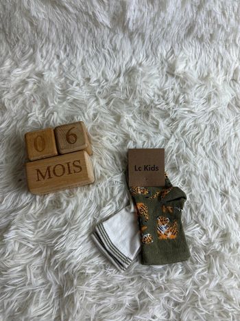 Lot de 2 paires de chaussettes taille 6 mois Little cigogne