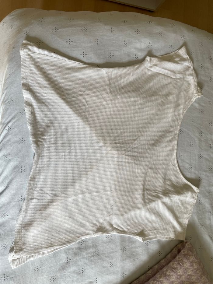 T-shirt nid d’abeilles noué dans le dos - photo numéro 2